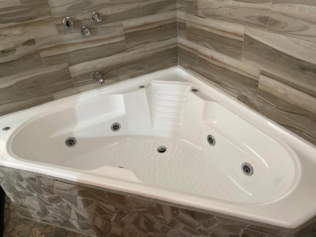 Hotel Spa El Gran Coral By Rotamundos Jocotepec Luaran gambar